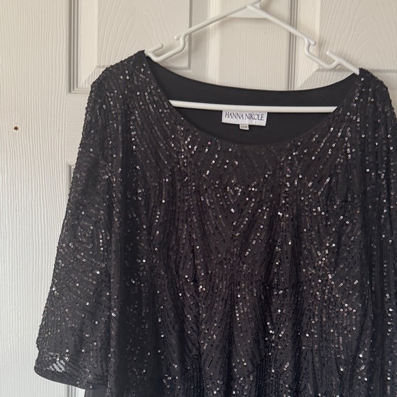 Elegant Black Asymmetrical Sequin Dress - Picture 3 of 9